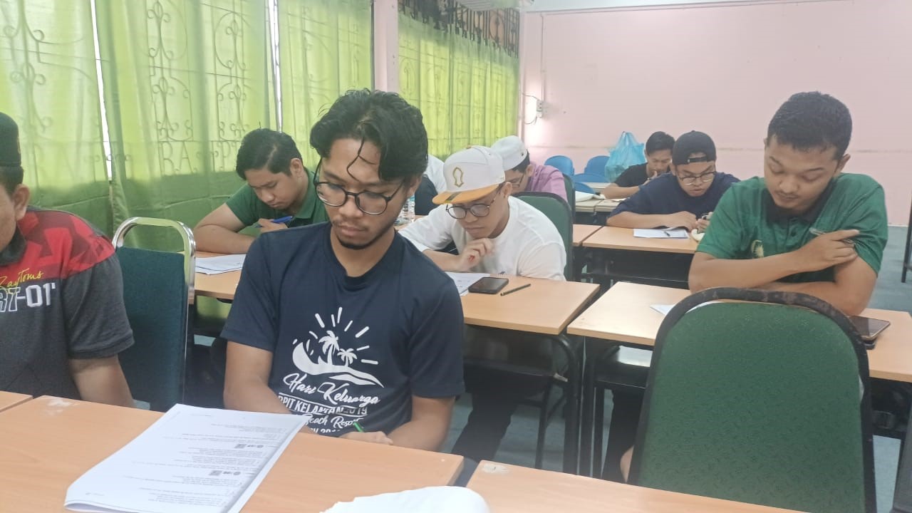 PROGRAM MUET (MAJLIS PEPERIKSAAN MALAYSIA) – KOLEJ UNIVERSITI ISLAM ...