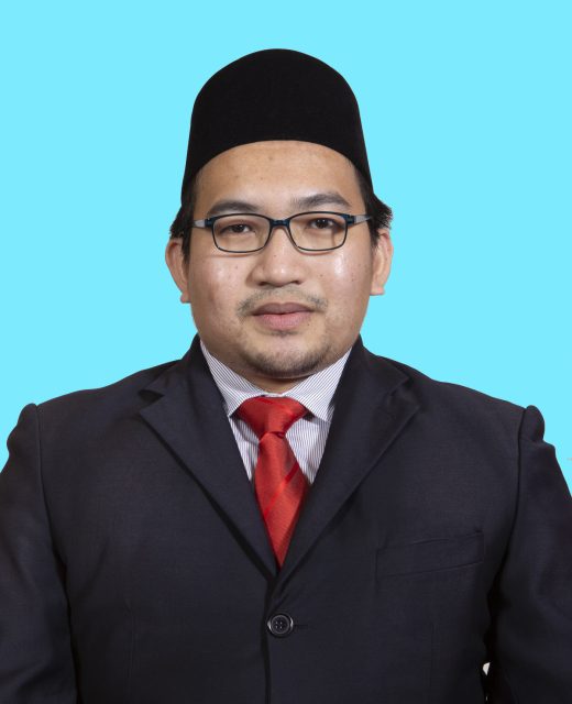 MUHAMAD-SHAHRUL-IZHAM-BIN-MAT-NAWI-PEMBANTU-TADBIR-TIMBALAN-REKTOR-HAL-EHWAL-AKADEMIK-DAN-PENYELIDIK-520x640